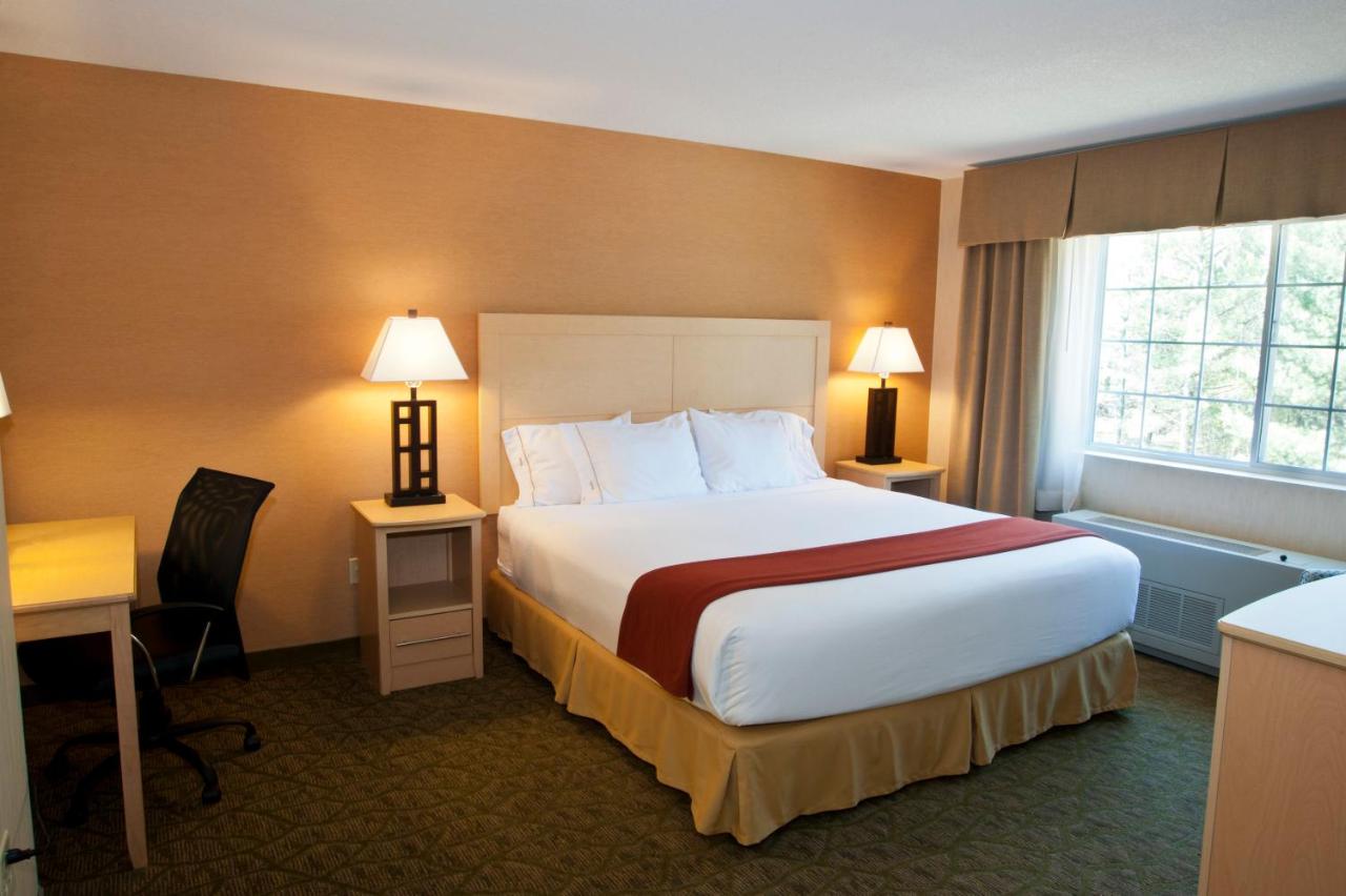 Holiday Inn Express Hotel & Suites North Conway 8