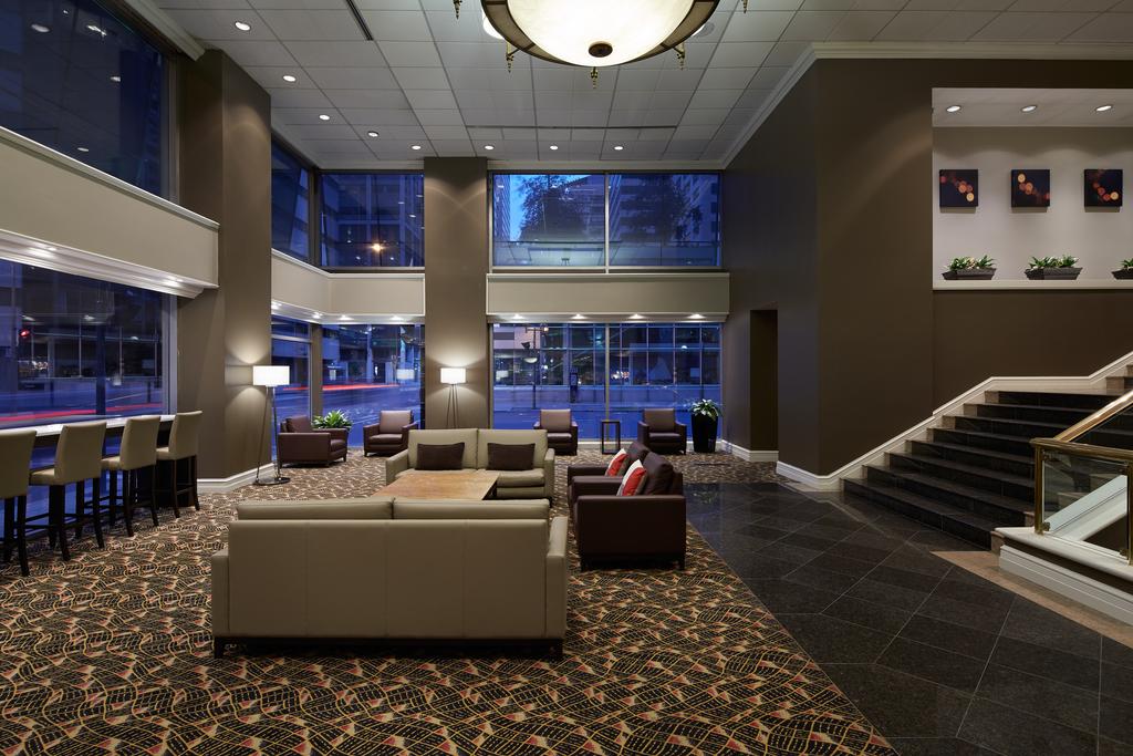 Delta Hotels by Marriott Montreal, Montreal 2