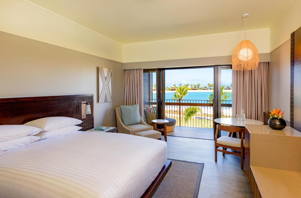 Fiji Marriott Resort Momi Bay 1