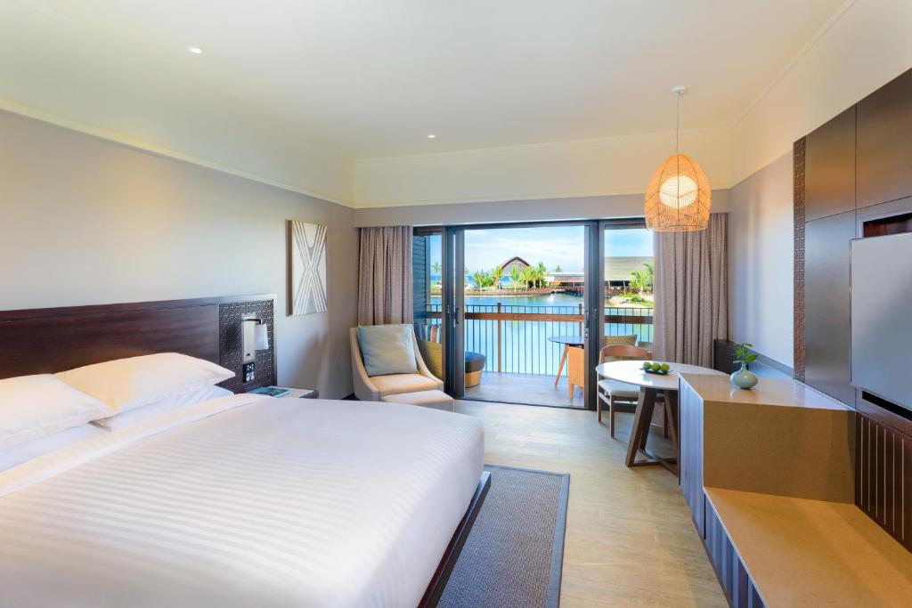 Fiji Marriott Resort Momi Bay 4