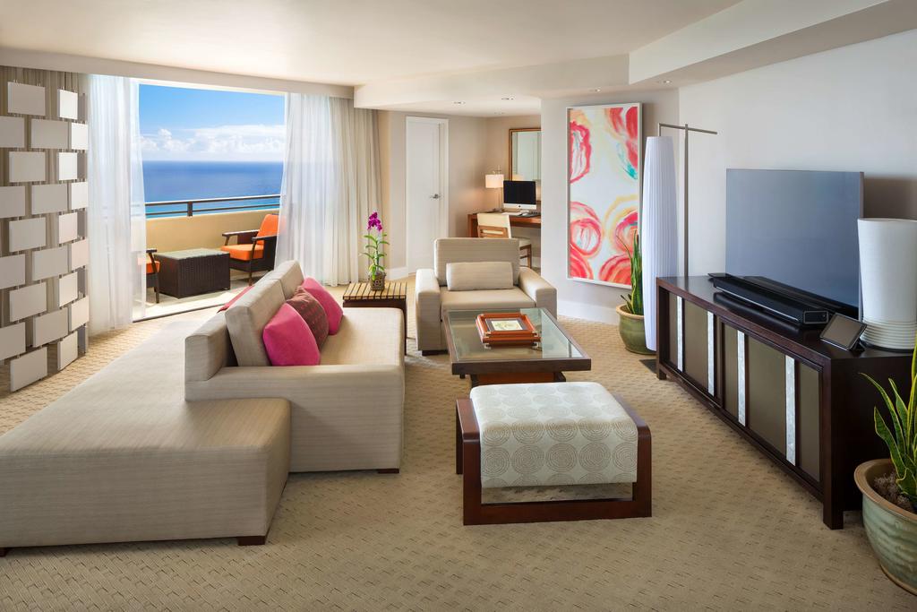 Hyatt Regency Waikiki Beach Resort & Spa 5