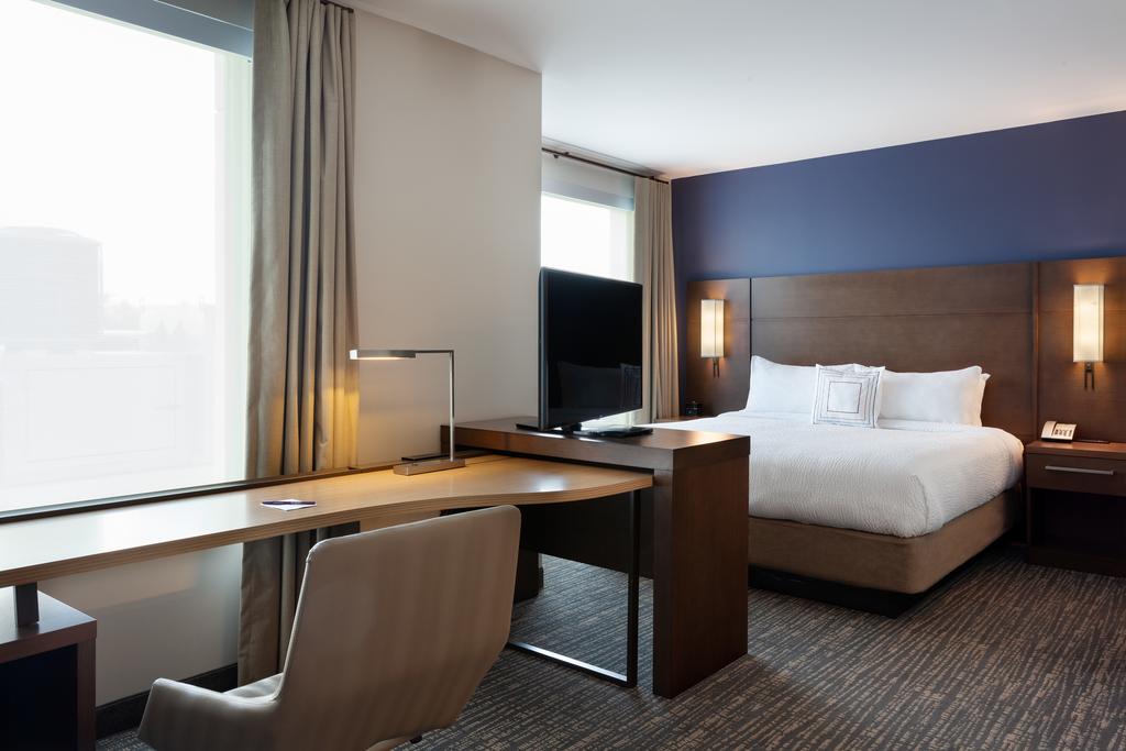 SpringHill Suites by Marriott Orlando at Millenia 8
