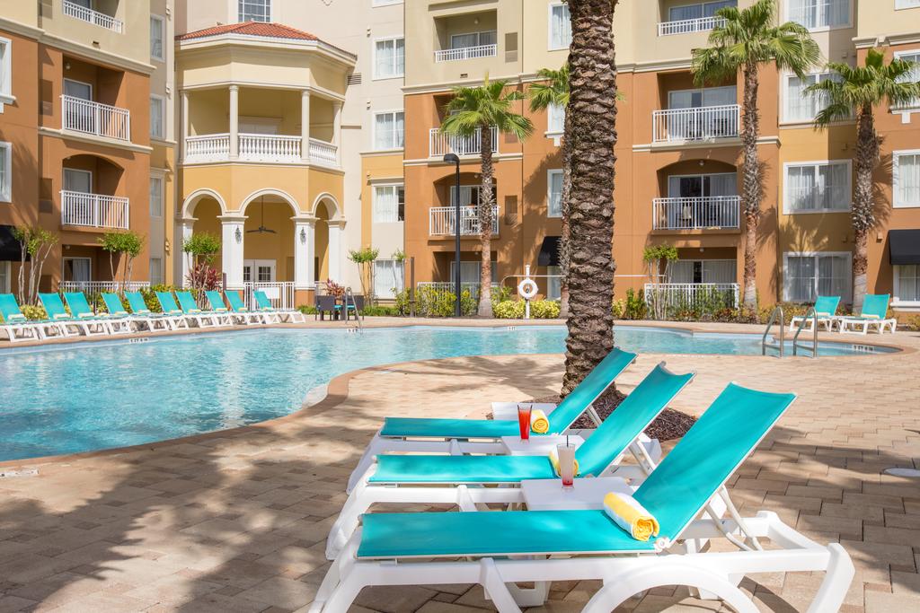 The Point Hotel & Suites, Orlando 10