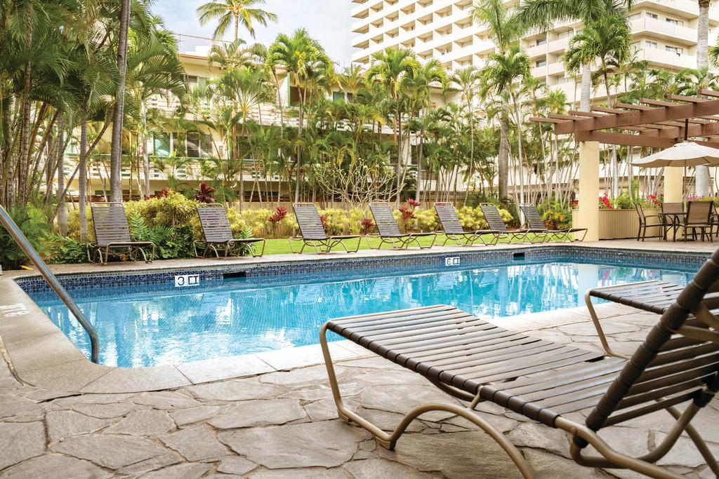 Wyndham Vacation Resorts Royal Garden at Waikiki 4